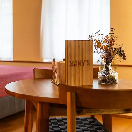 Aparthotel Many's Historical