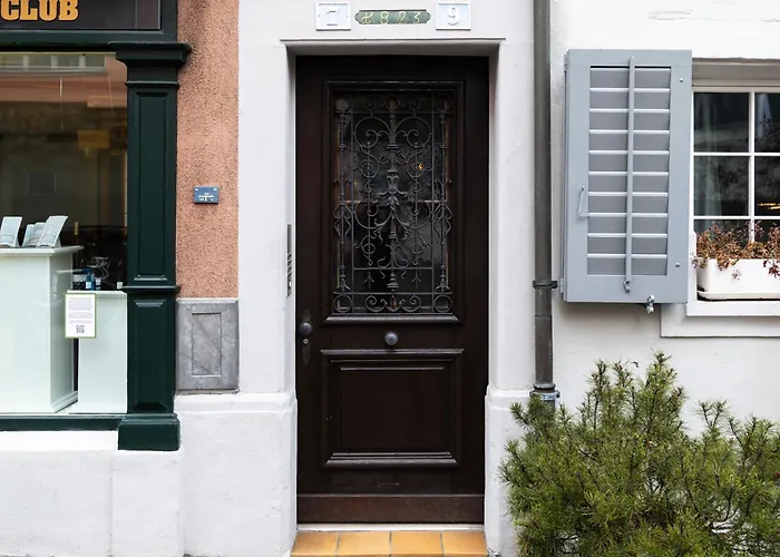 Many's Historical Aparthotel 3*