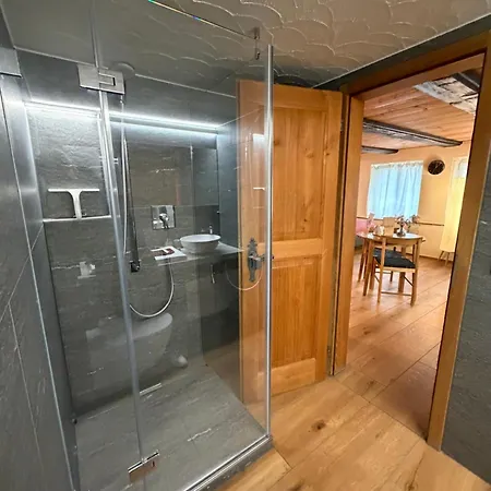 Many's Historical Appart hôtel 3*